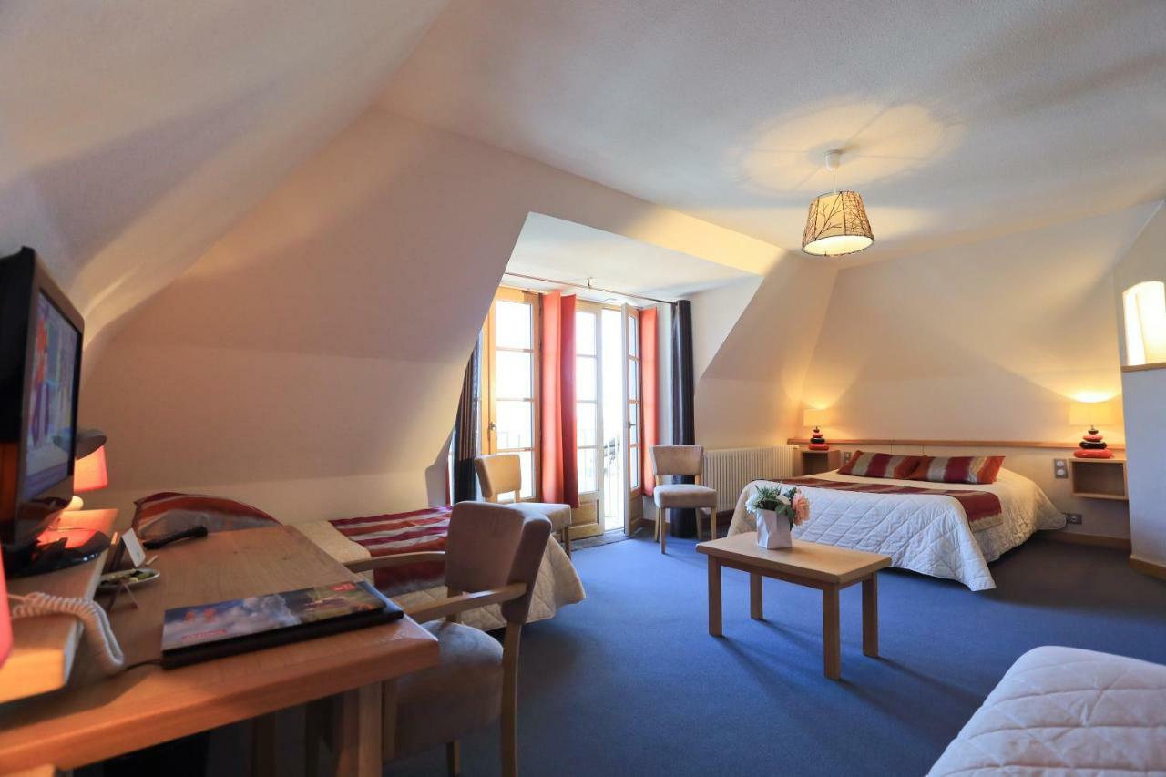 Logis Hotel Restaurant & Spa Les Remparts Salers Exterior foto